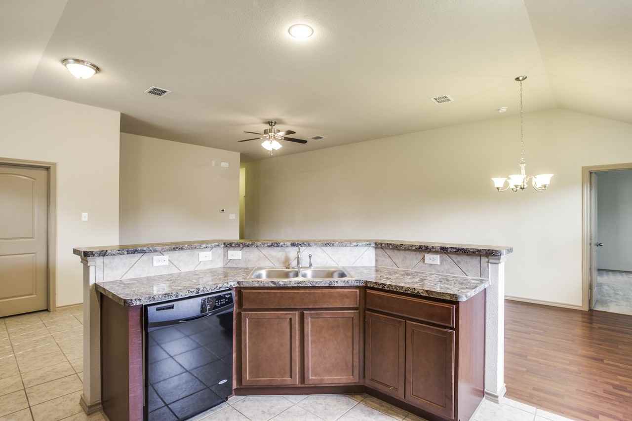 409 Millbrook Ln #NA - Photo 4 of 12