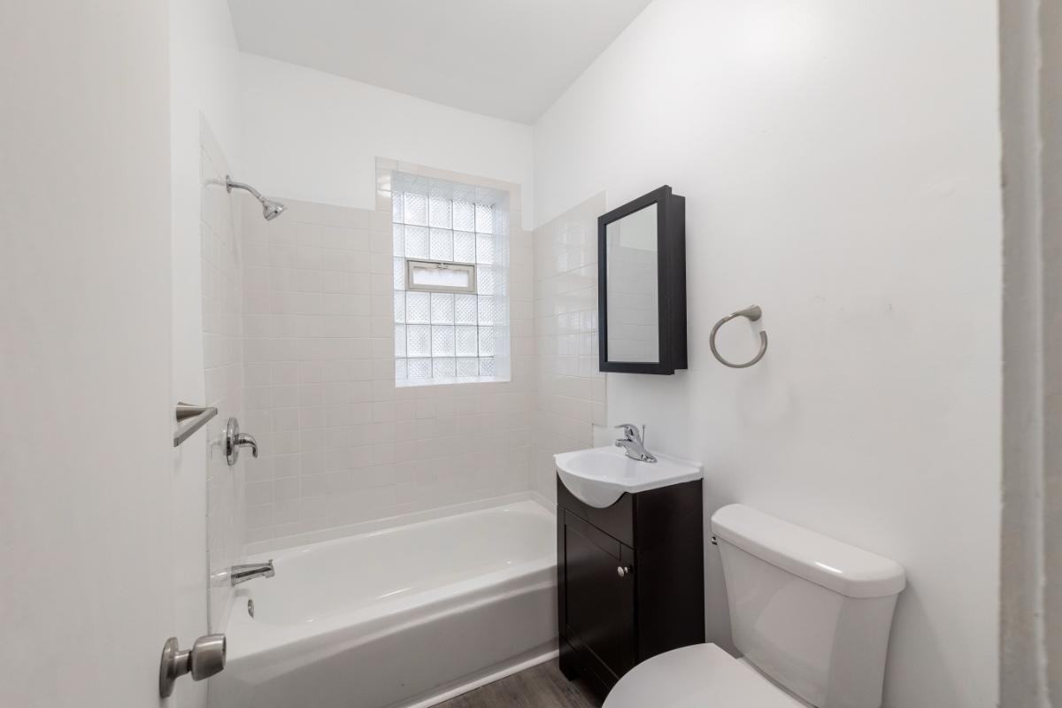 8311 South Racine Avenue #2 - Photo 5 of 10