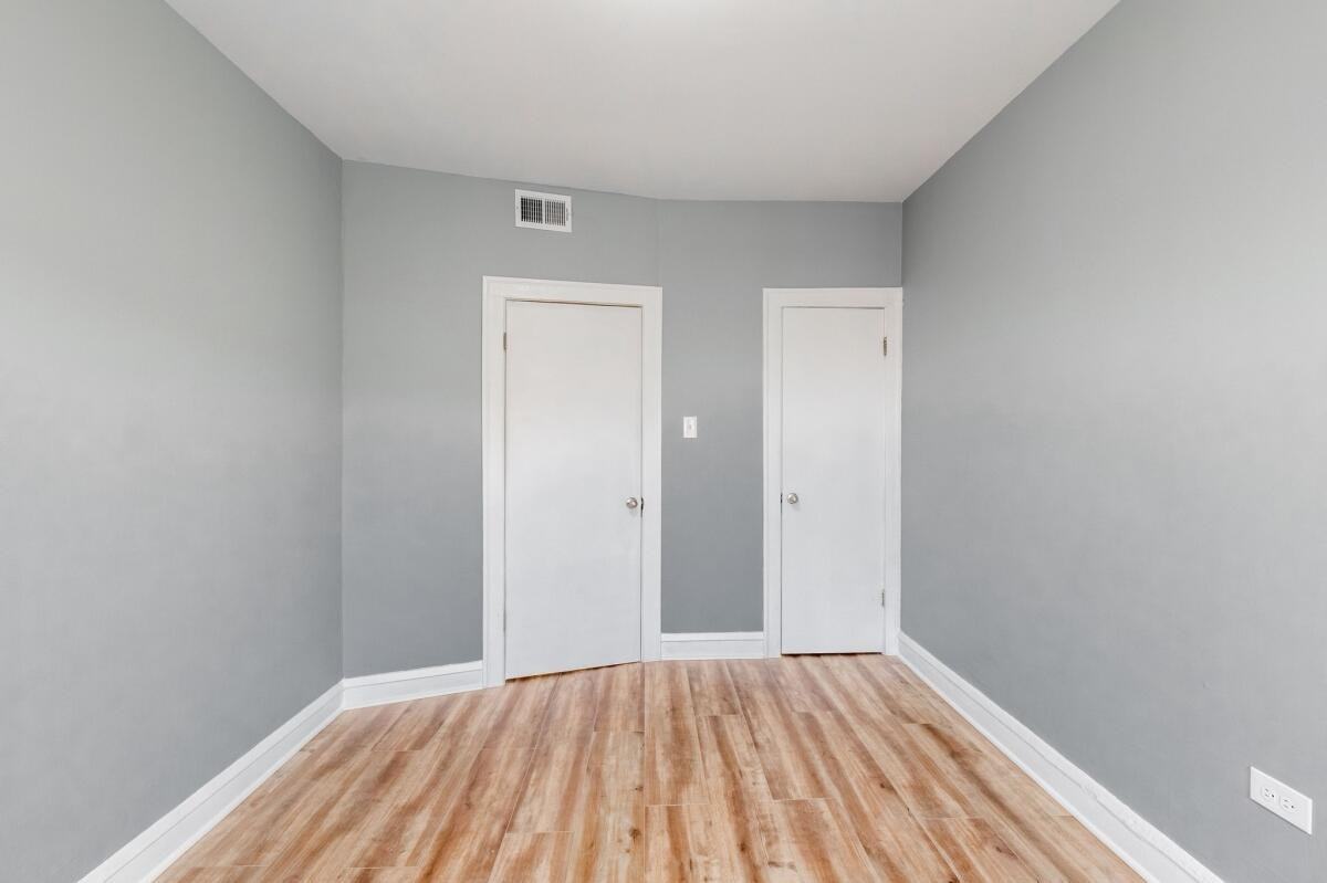 8311 South Racine Avenue #2 - Photo 7 of 10
