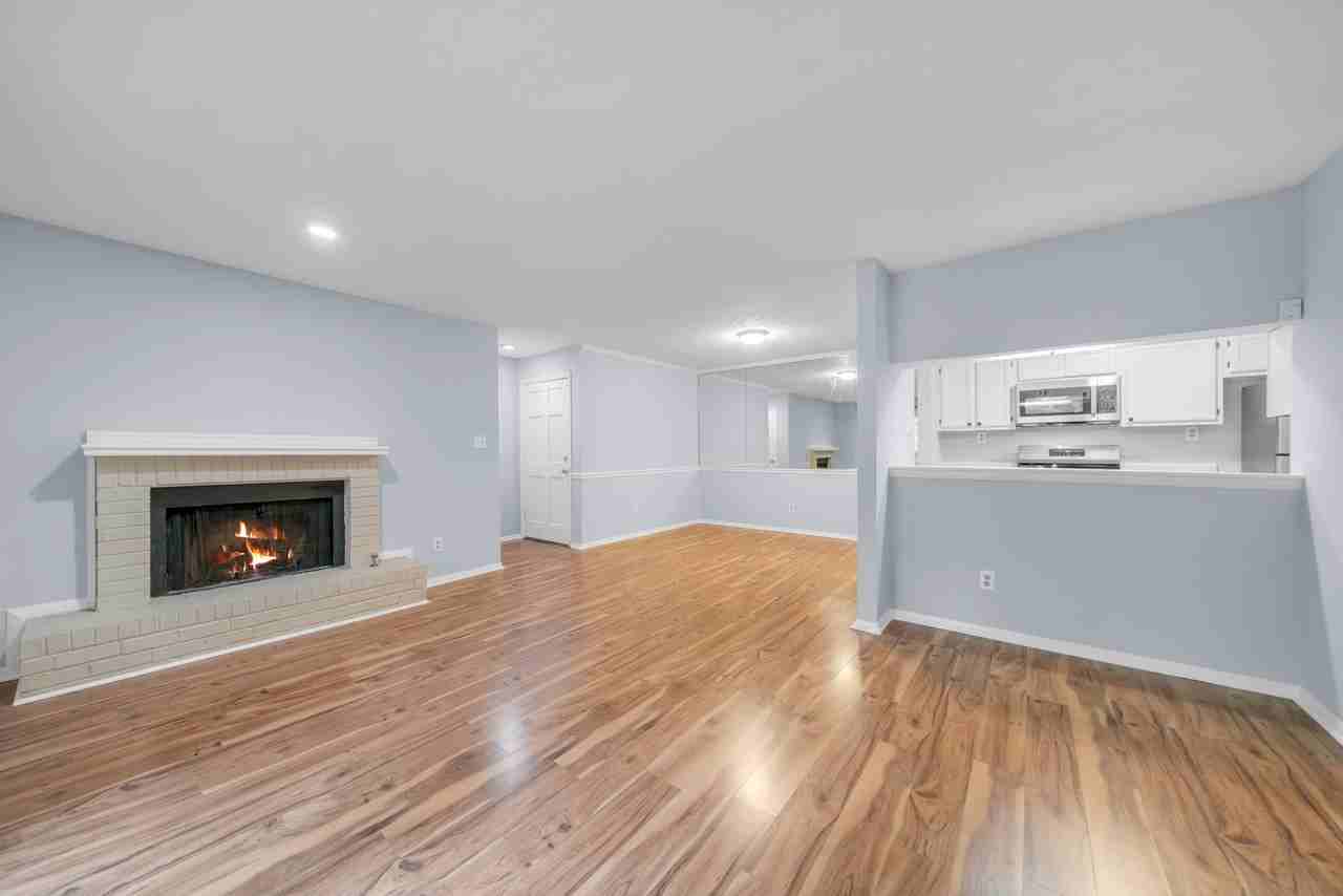 313 Tuxworth Circle - Photo 3 of 6