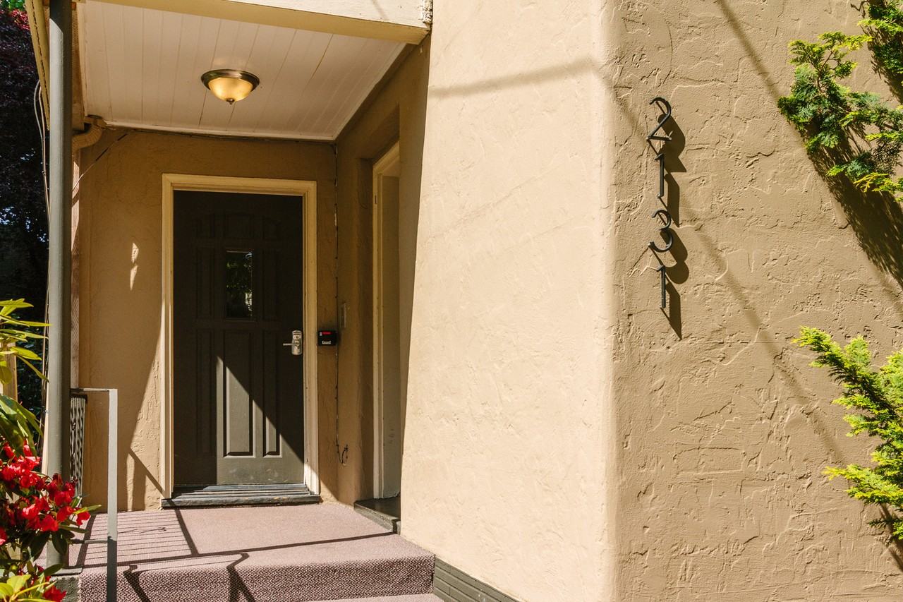 Davis Apartments - Photo 3 of 22