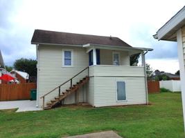 featured image of 702 1/2 28th St