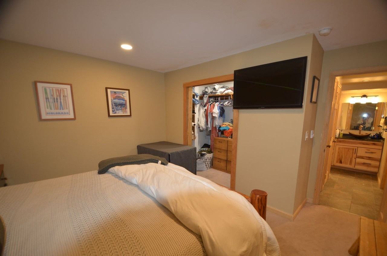 325 325 4 O'Clock Rd. Bld C #201 - Photo 5 of 23