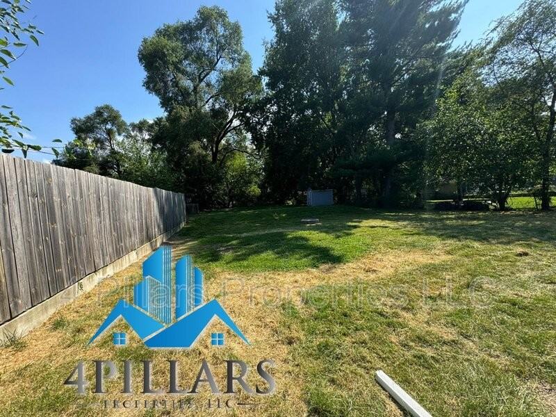 5091 Central Ave - Photo 5 of 23