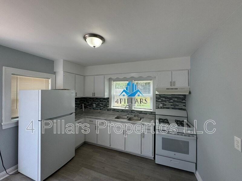 5091 Central Ave - Photo 7 of 23