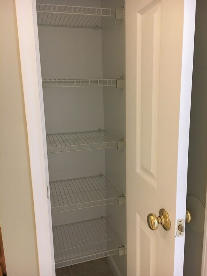 Lakepointe Apartment Homes - Photo 6 of 13