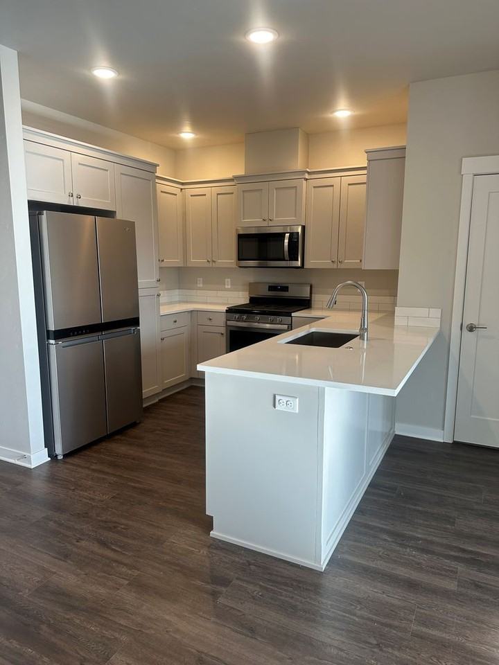 61634 Se Depot Loop - Photo 3 of 14