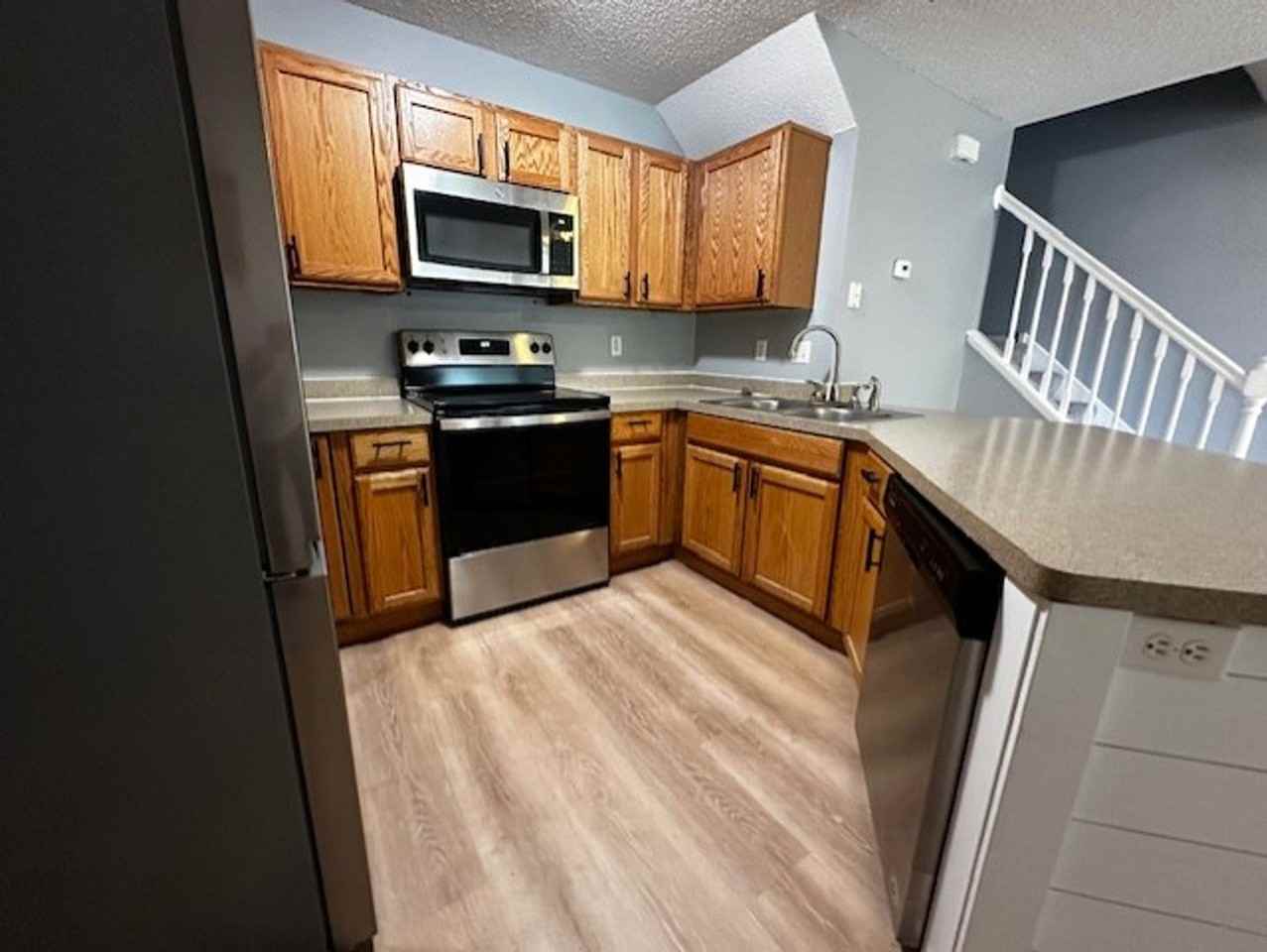 17518 Gillette Way - Photo 2 of 20