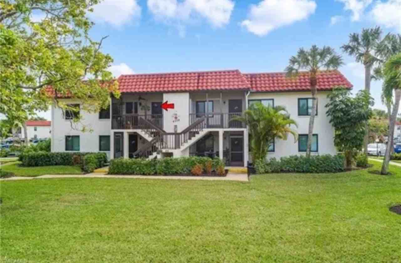 4275 27th Ct Sw #202 - Photo 3 of 20