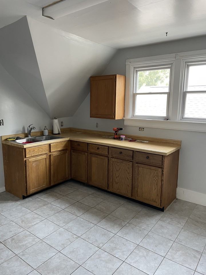 2137 Market St - Photo 7 of 17