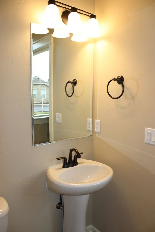 3195 Sw 28th St - Photo 5 of 24