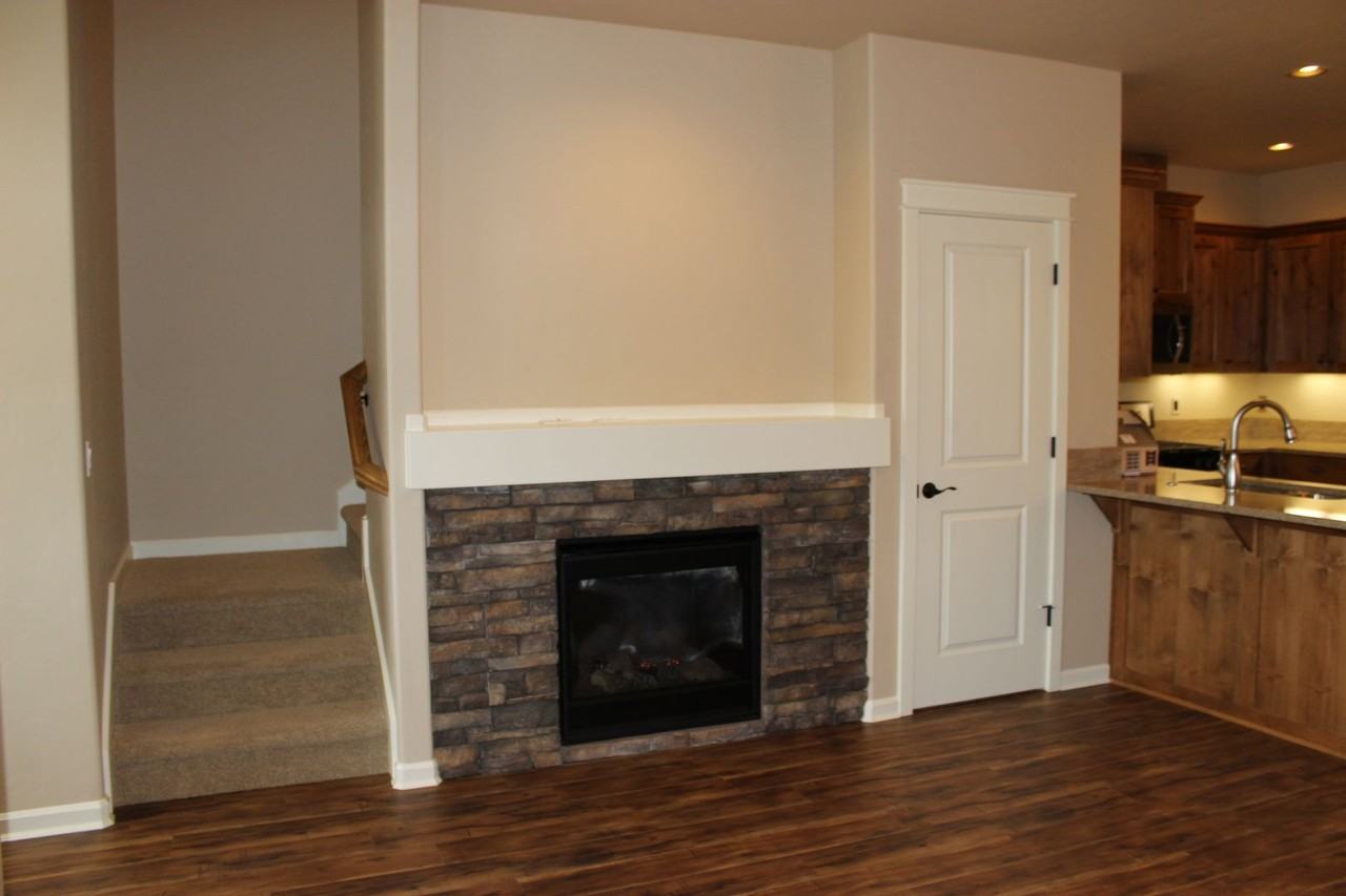 3195 Sw 28th St - Photo 6 of 24
