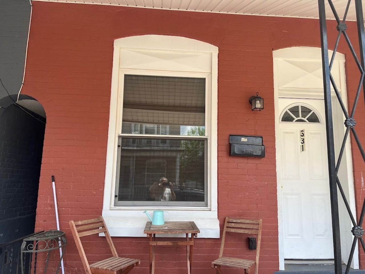 331 S 17 1/2 St - Photo 2 of 10