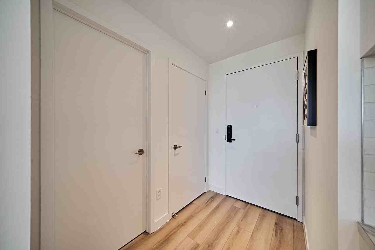 2382 Kingston Road - Photo 9