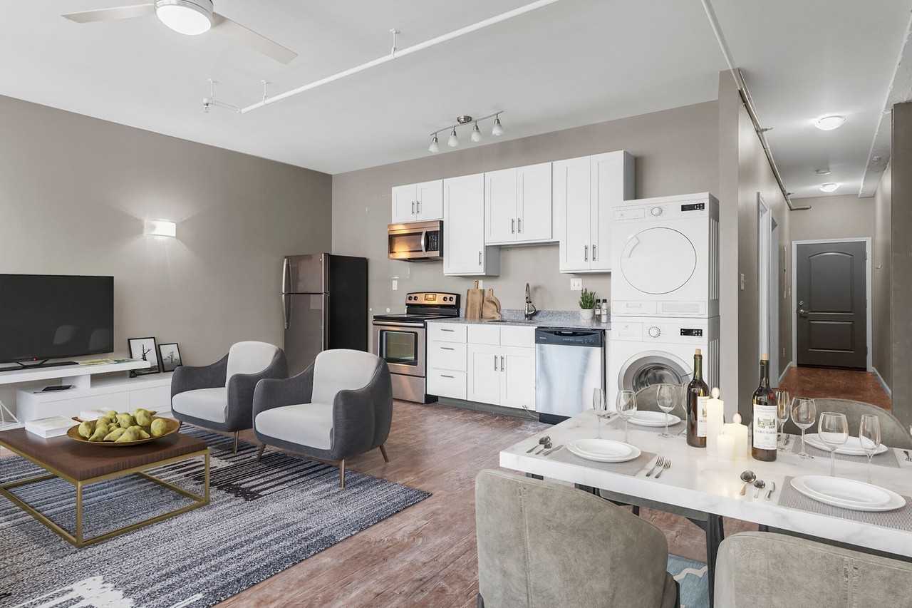 4242 Lindell Blvd LLC - Photo 5 of 33