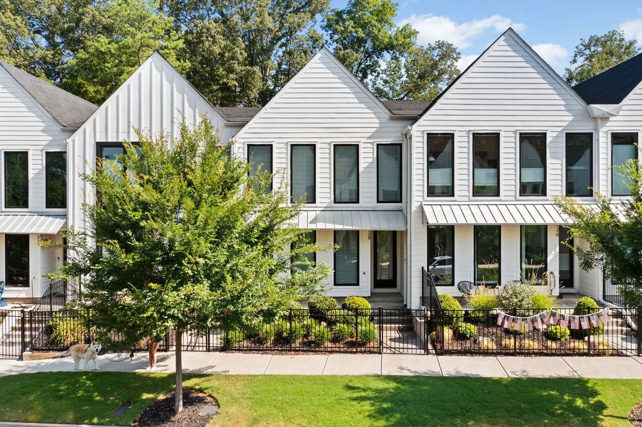 128 Pearl St - Photo 2 of 38