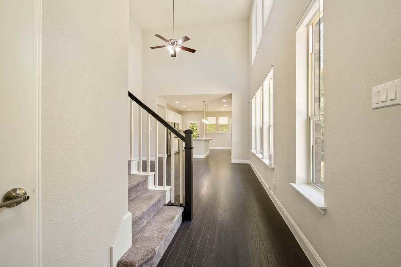 1050 Kenney Fort Xing #17 - Photo 5 of 25