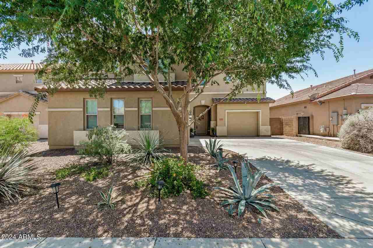 17585 W Marshall Ln - Photo 3 of 27