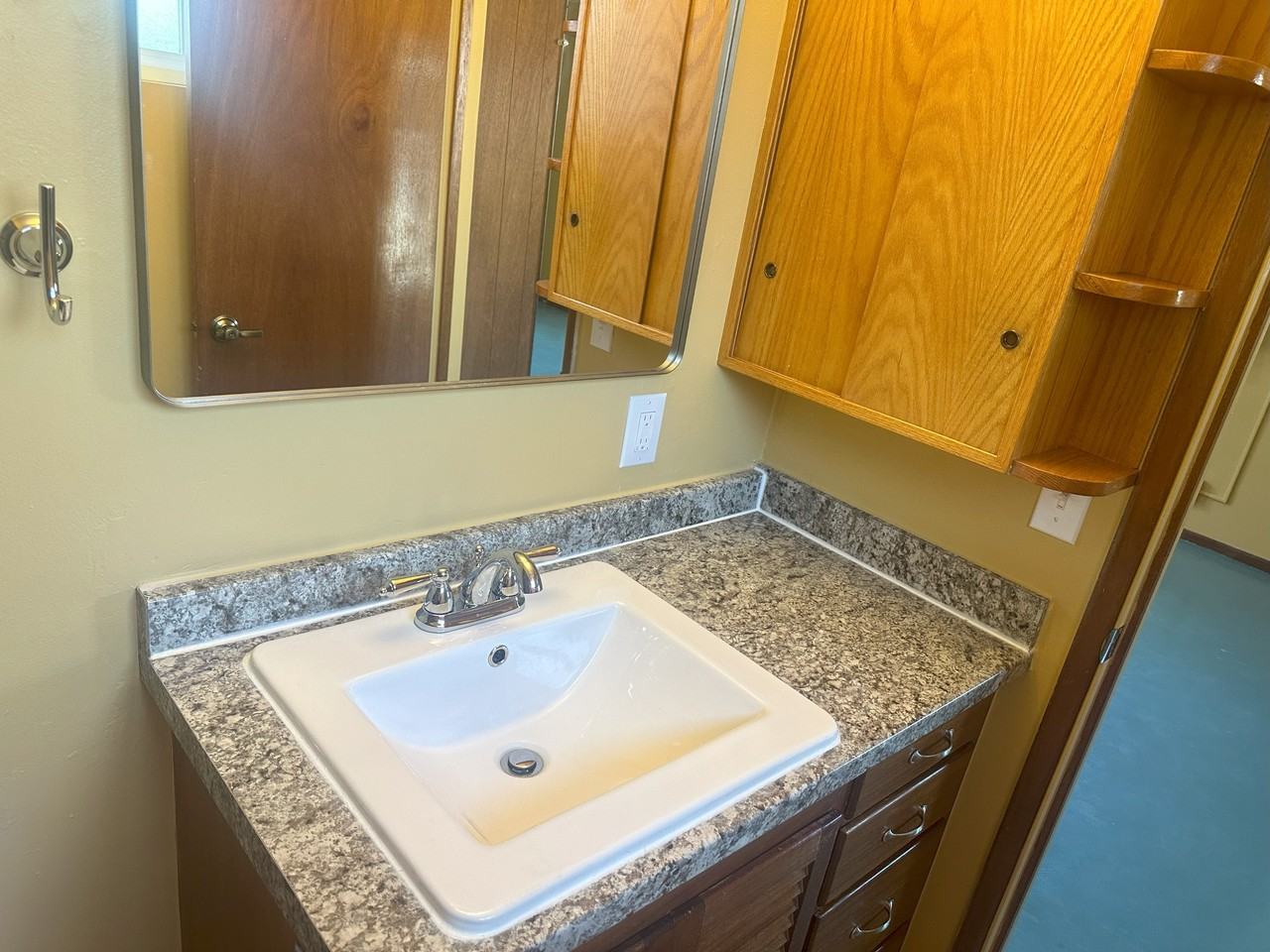 2420 S Hemlock Stra #2A - Photo 2 of 6