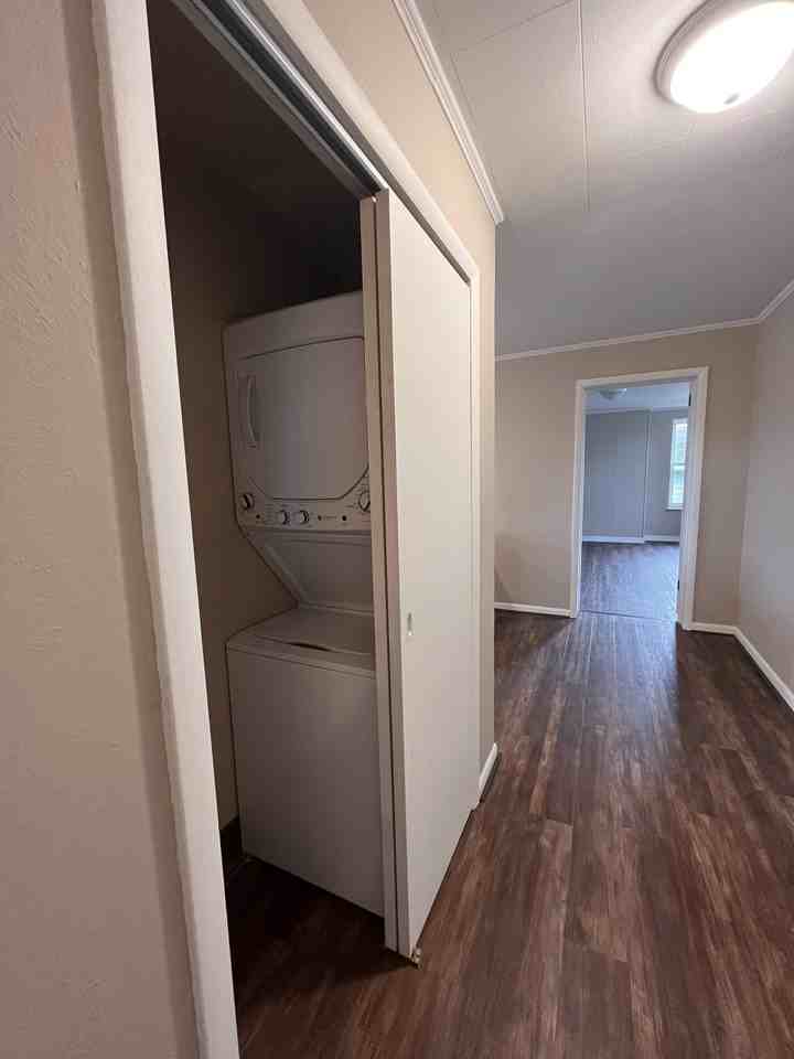 234 Lloyd Ave #234C - Photo 2 of 12