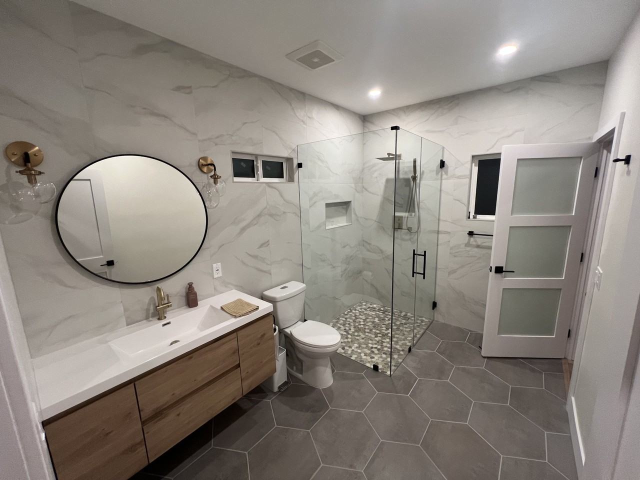320 N Broadmoor Ave #NA - Photo 3 of 14