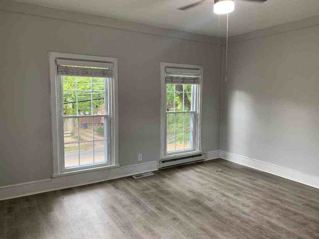 152 W Central Ave #A - Photo 3 of 10