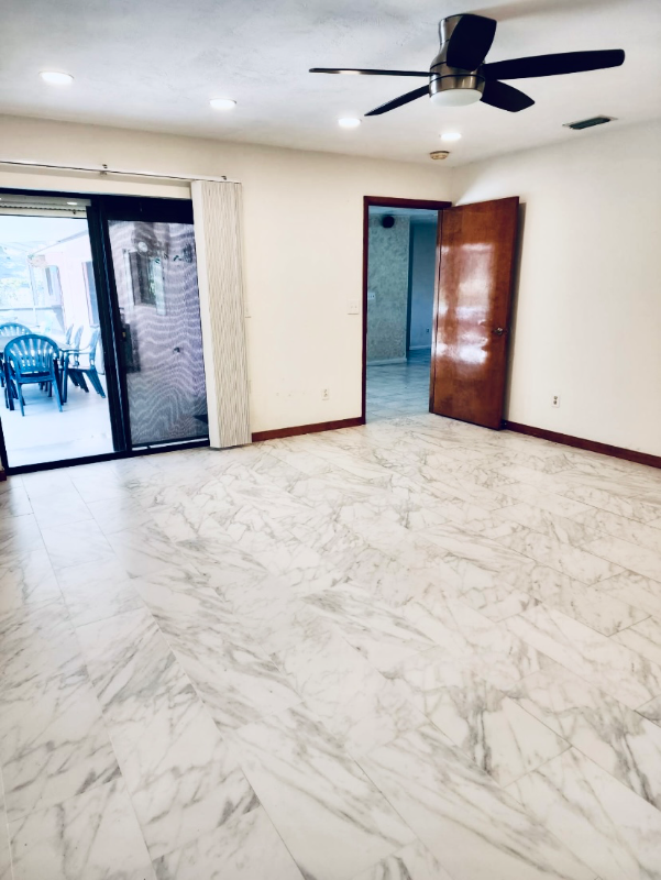 55 Bay Harbour Dr - Photo 4 of 23