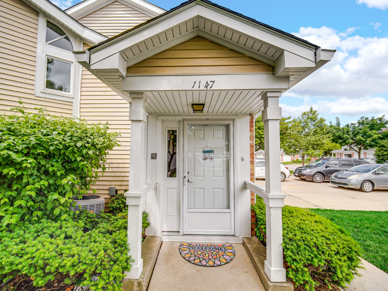 1147 Courtland Dr #1147 - Photo 2 of 19