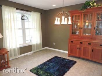 3600 Bobcat Ct - Photo 2 of 12