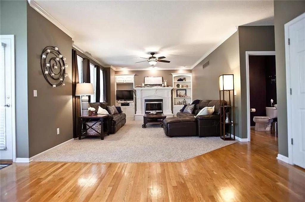 12770 Mackey St - Photo 3 of 17