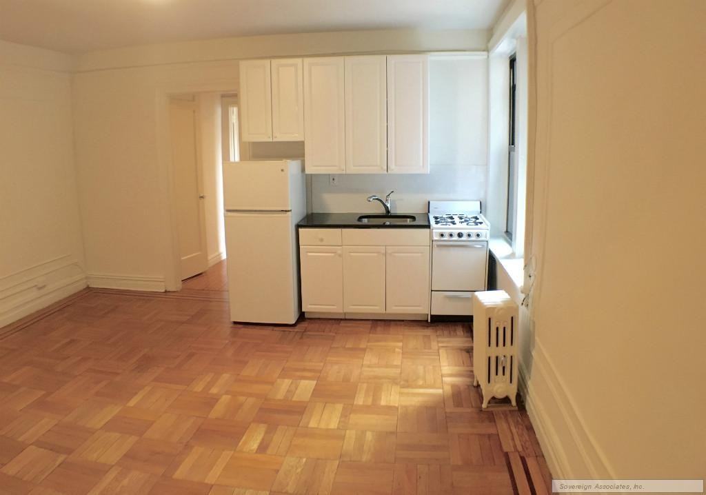 282 Cabrini Blvd #5J