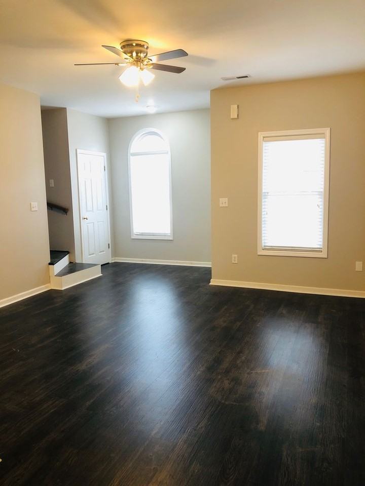 39 Huntress Dr - Photo 7 of 11