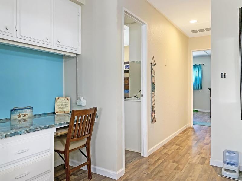 73250 Broadmoor Dr - Photo 7 of 13