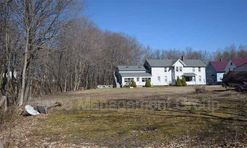 11 1/2 Perkins Ct - Photo 2 of 18