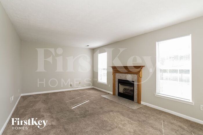 5361 Genesis Ct - Photo 3 of 16