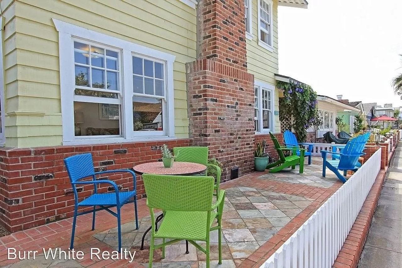 1713 Miramar Dr - Photo 2 of 18