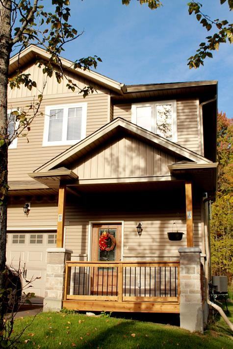 27 Silver St - Photo 2 of 12