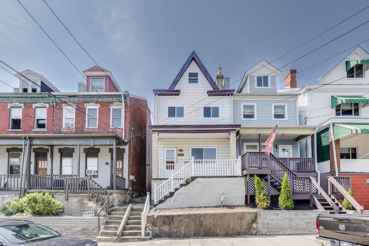 2120 Salisbury St - Photo 3 of 45