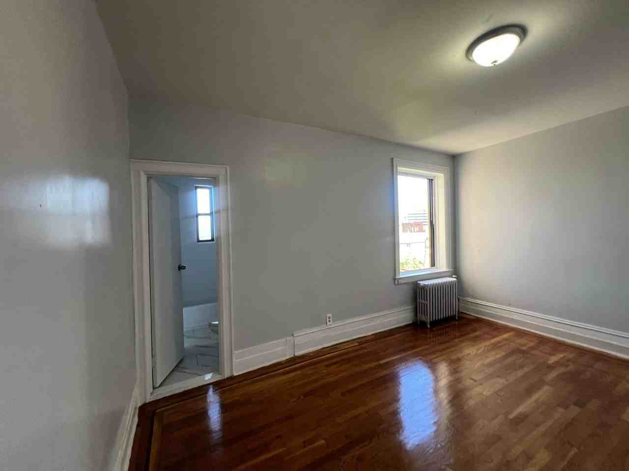 Sevilla Grande - Photo 4 of 8