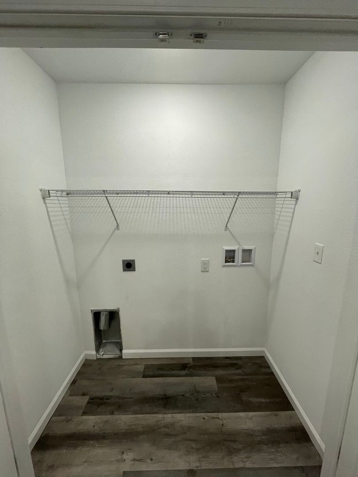 405 Doxey St #1 - Photo 5 of 18