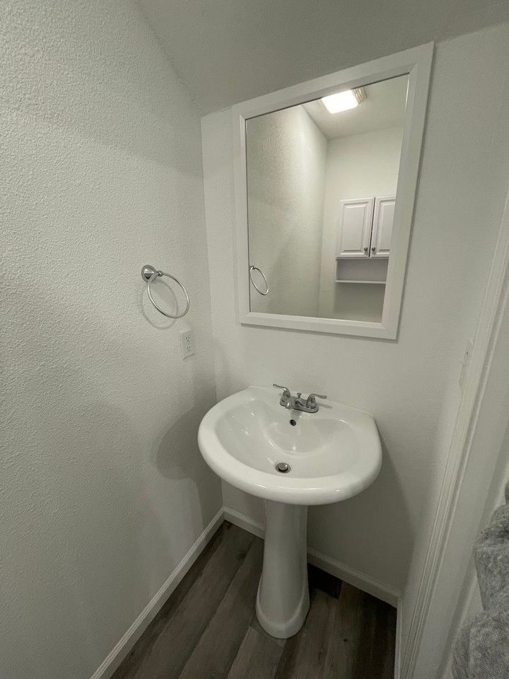 405 Doxey St #1 - Photo 7 of 18