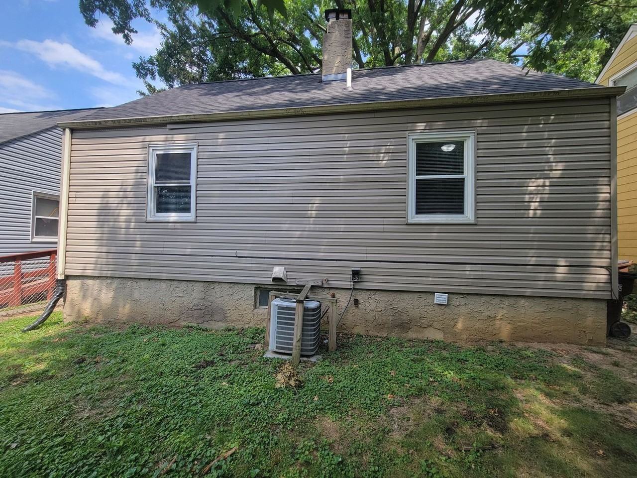 6427 Mayflower Ave - Photo 2 of 10