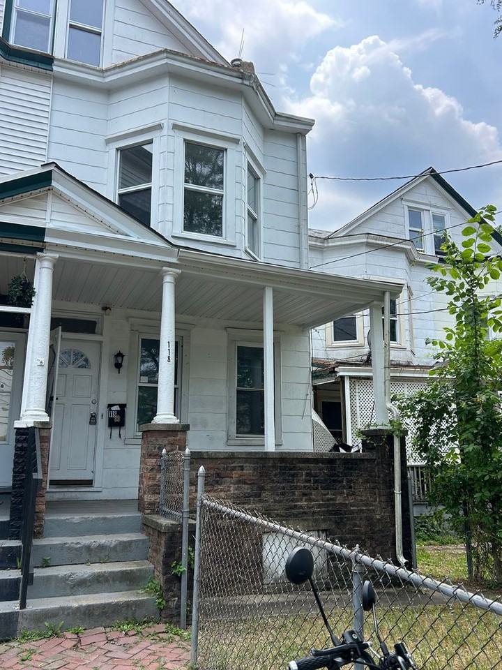 118 N Overbrook Ave - Photo 2 of 23