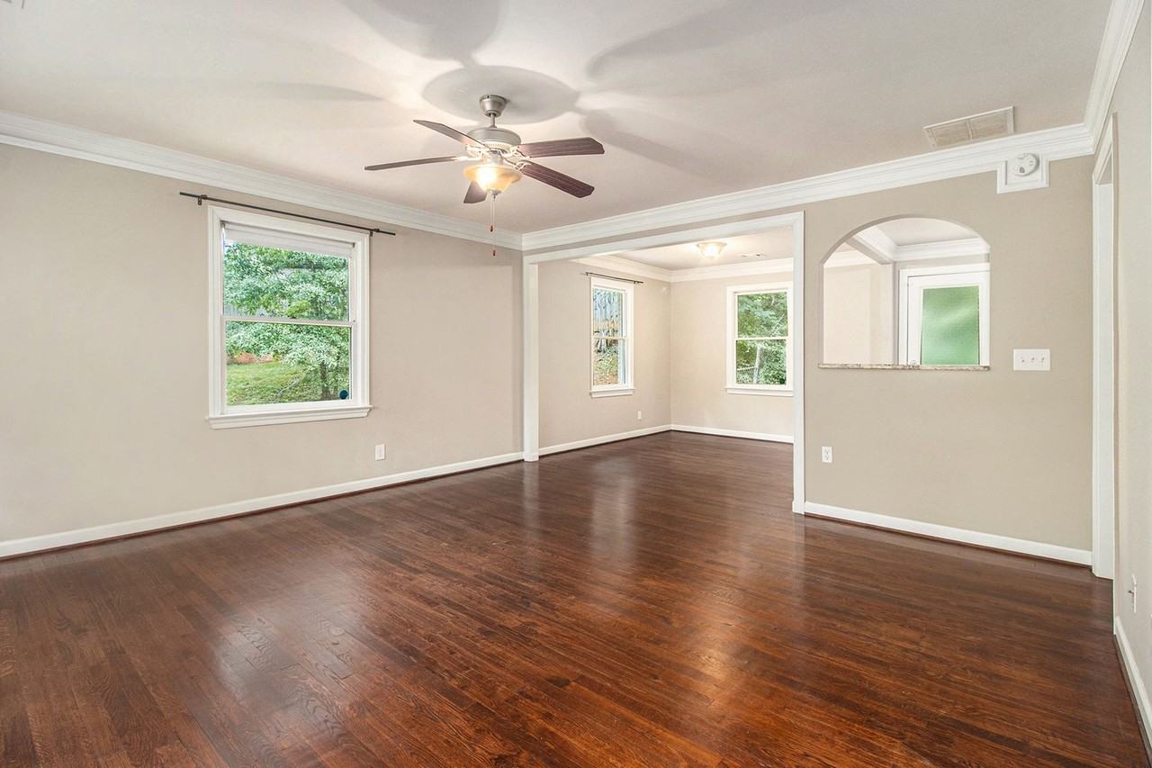 2576 E Tupelo St Se - Photo 2 of 16