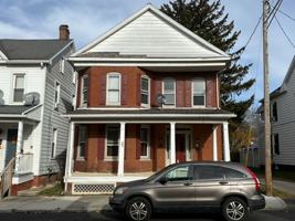 featured image of 222 2nd Ave