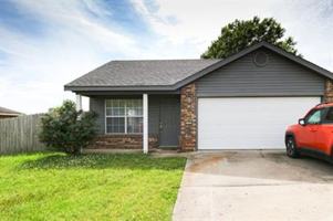 featured image of 1243 S Oleander Ln