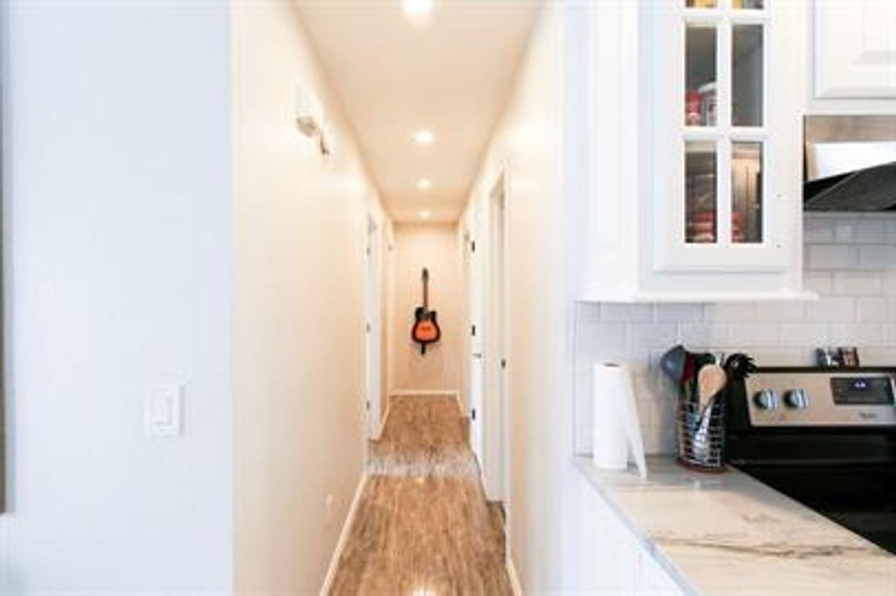 1243 S Oleander Ln - Photo 6 of 15