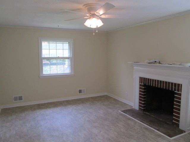 2116 Cedarhurst Dr - Photo 3 of 9