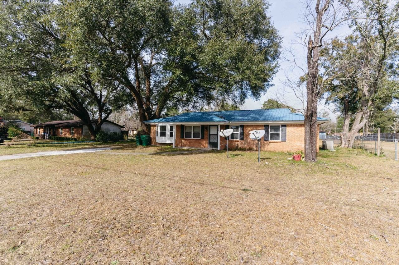 2756 Oak Ridge Rd W - Photo 3 of 41