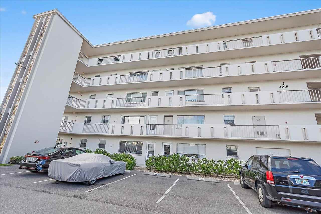 4210 Ironwood Cir #103J - Photo 6 of 50